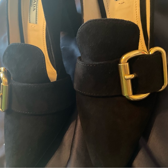 PRADA SUEDE POINTY TOE PUMPS - Picture 7 of 9